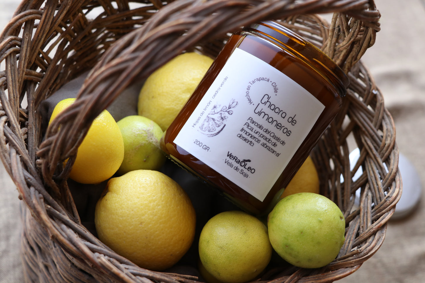 Vela Soja Chacra de Limoneros, Hoja limón y Cedro